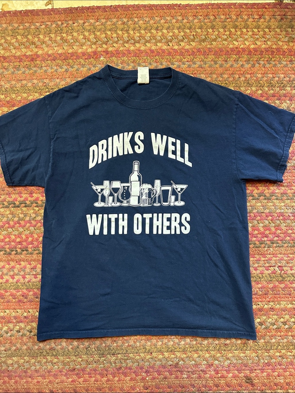Gildan Navy Graphic 'Drinks Well With Others' Short Sleeve Tee